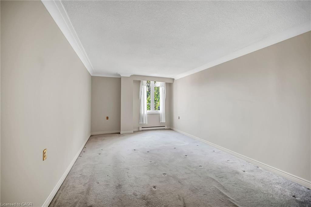 Ph1-150 Wilson Street W, Ancaster, ON - Indoor Photo Showing Other Room