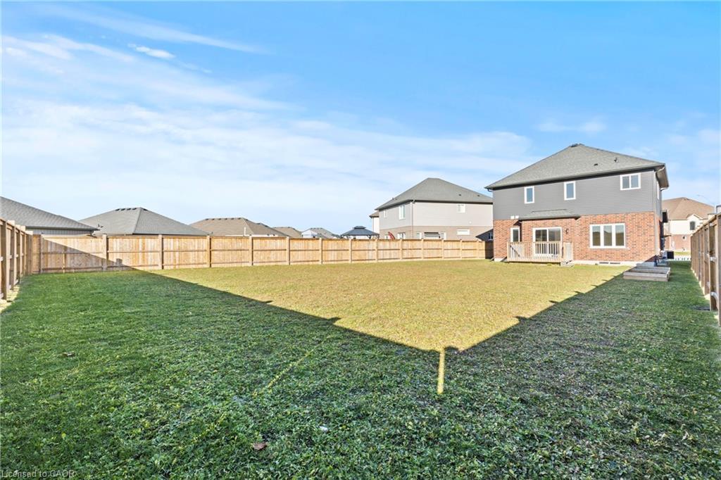 33 Cinnamon Street, Thorold, ON - Outdoor With Backyard