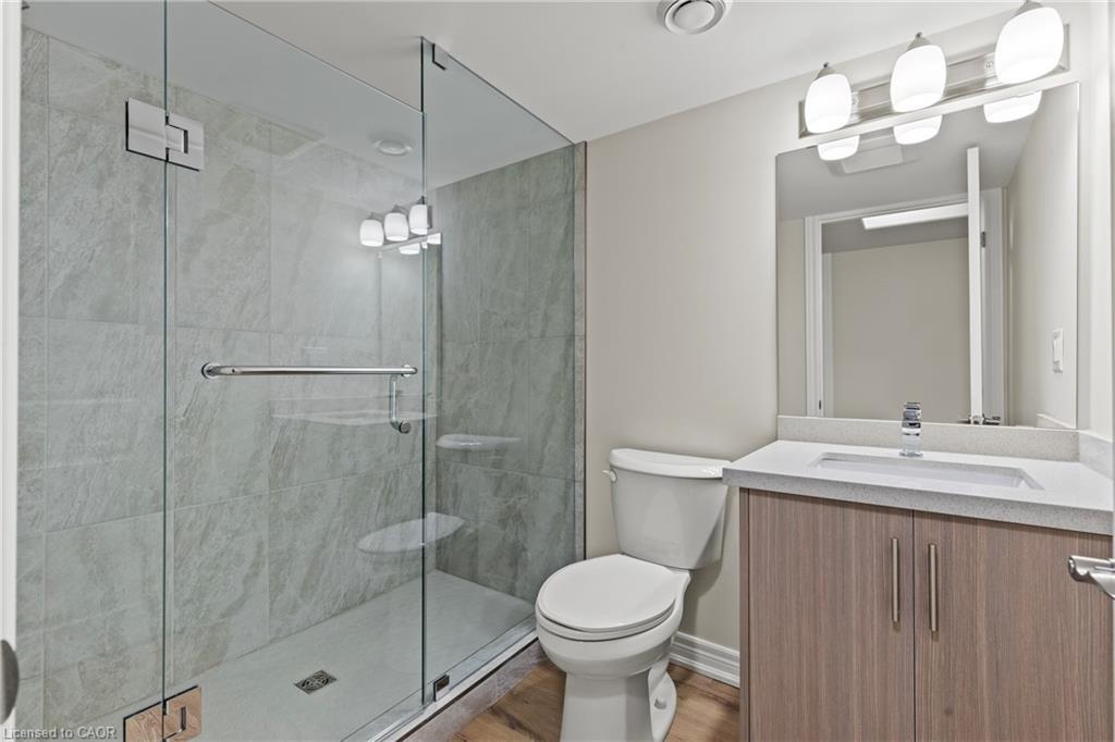 33 Cinnamon Street, Thorold, ON - Indoor Photo Showing Bathroom