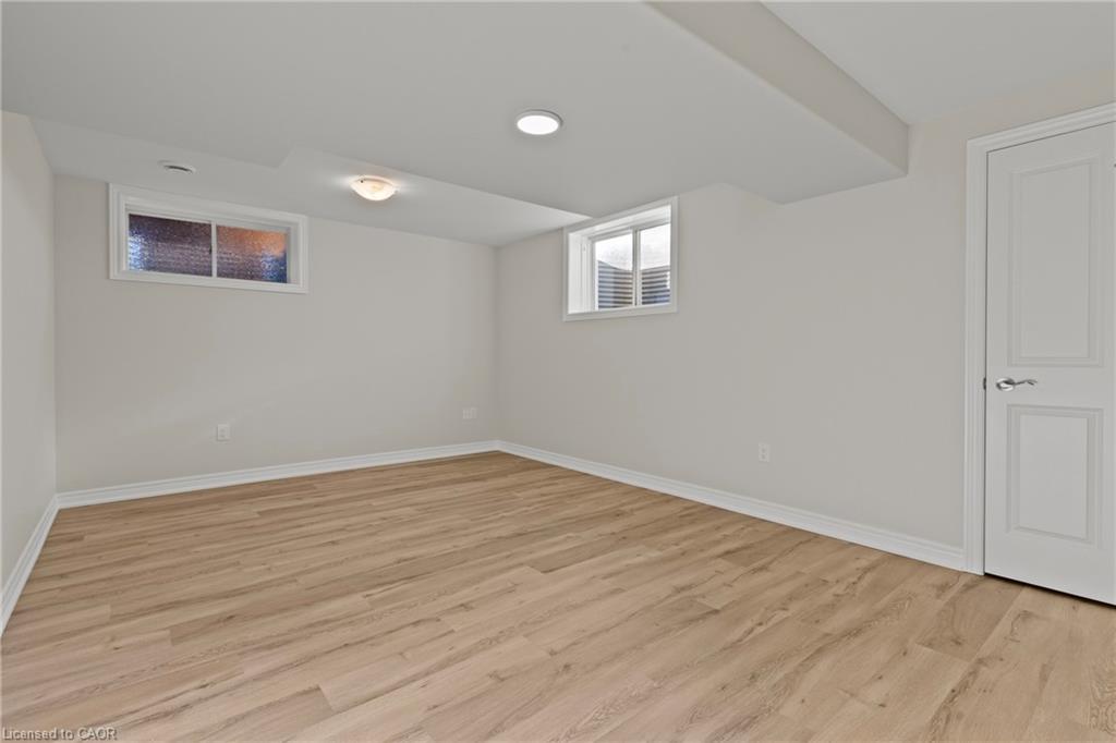 33 Cinnamon Street, Thorold, ON - Indoor Photo Showing Other Room