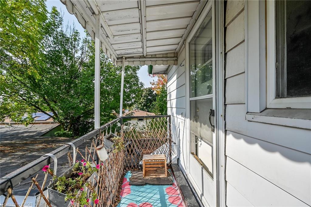 942 Upper Gage Avenue, Hamilton, ON - Outdoor With Exterior