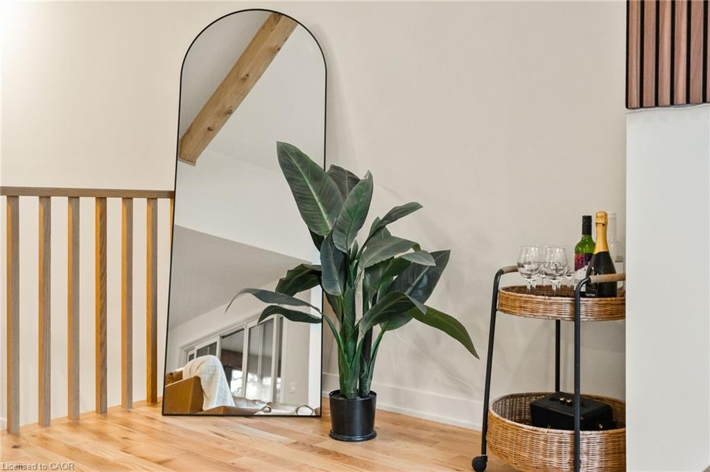 1049 Greensview Drive, Huntsville, ON - Indoor Photo Showing Other Room