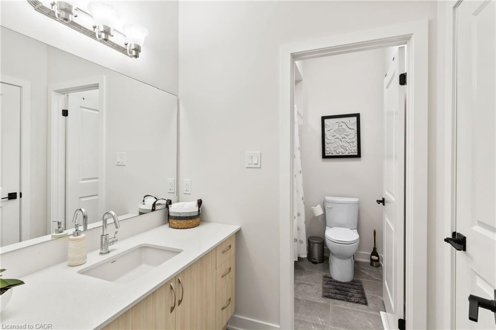 1049 Greensview Drive, Huntsville, ON - Indoor Photo Showing Bathroom