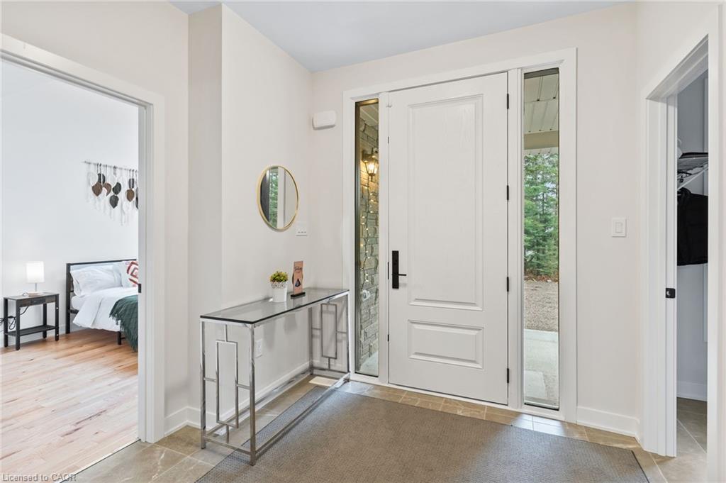 1049 Greensview Drive, Huntsville, ON - Indoor Photo Showing Other Room