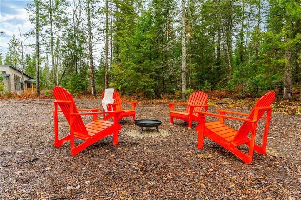 1049 Greensview Drive, Huntsville, ON - Outdoor