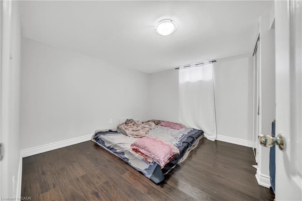 259 Franklin Street S, Kitchener, ON - Indoor Photo Showing Bedroom