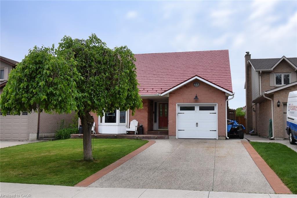 448 Acadia Drive, Hamilton, ON - Outdoor With Facade