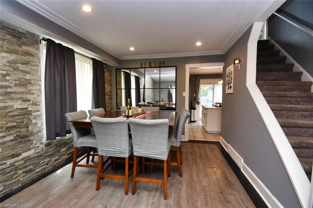 448 Acadia Drive, Hamilton, ON - Indoor Photo Showing Dining Room