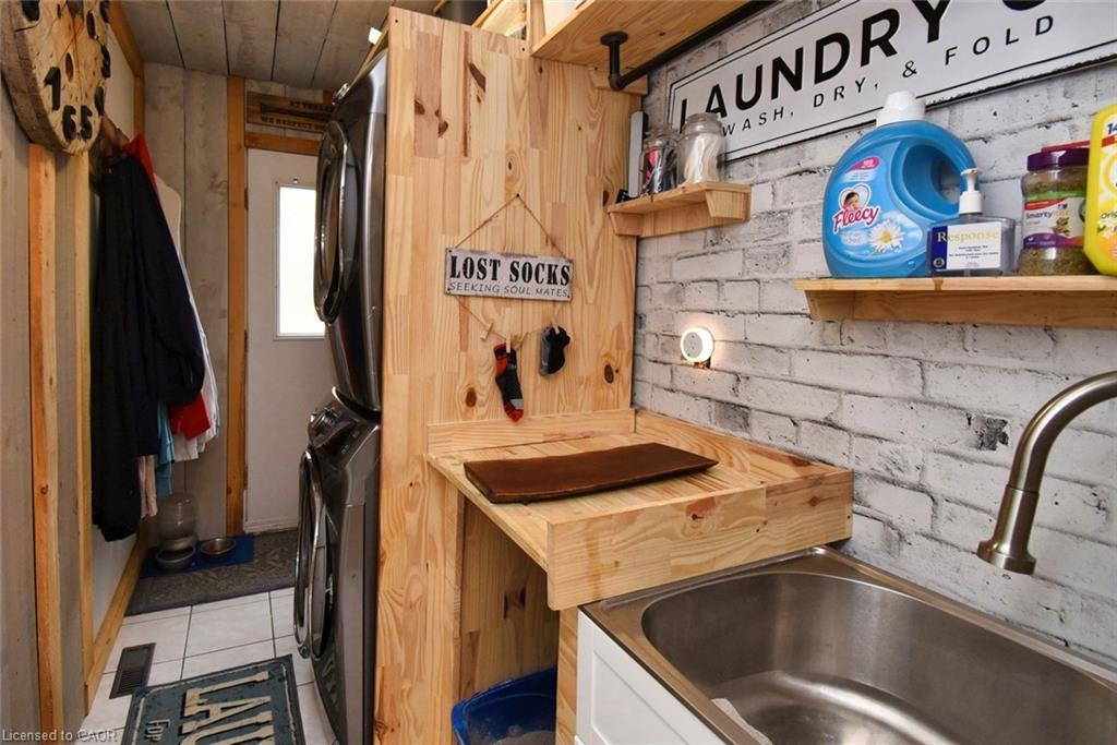 448 Acadia Drive, Hamilton, ON - Indoor