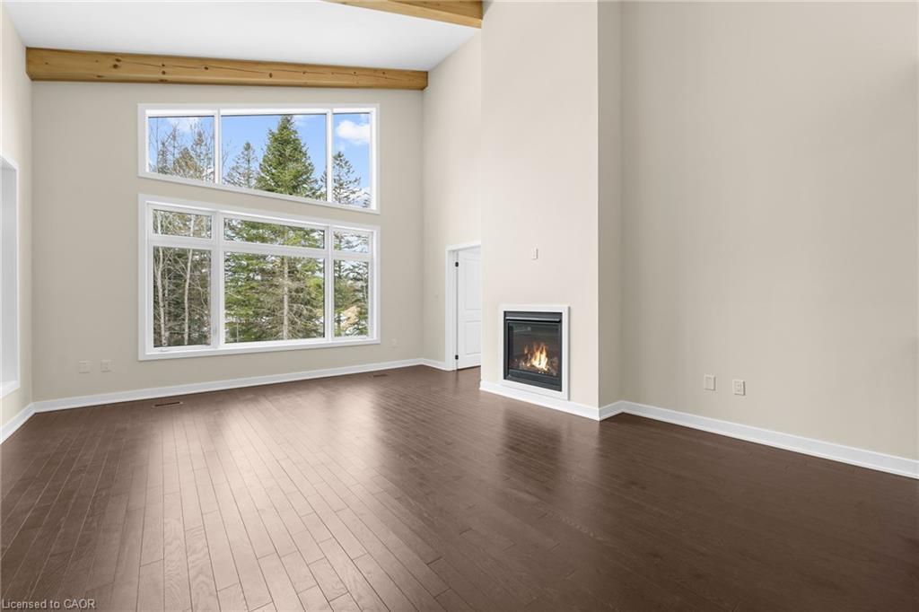 83-1007 Kingsridge Court, Huntsville, ON - Indoor With Fireplace