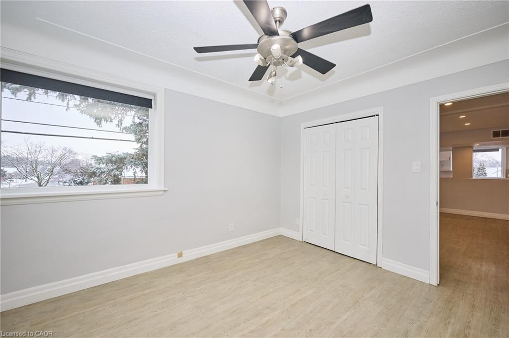 Upper-229 East 13Th Street, Hamilton, ON - Indoor Photo Showing Other Room