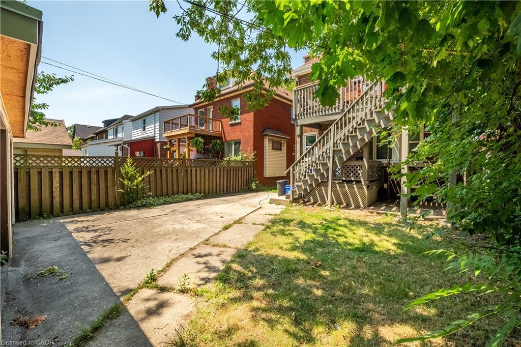 Basement-11 Ottawa Street S, Hamilton, ON - Outdoor