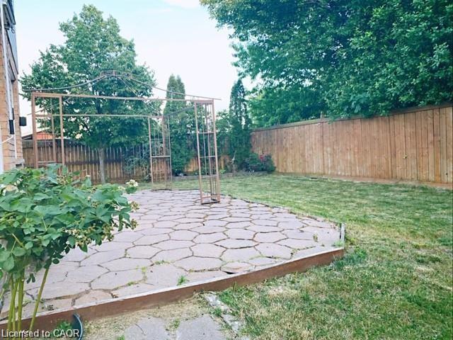 3 Lanza Court, Hamilton, ON - Outdoor