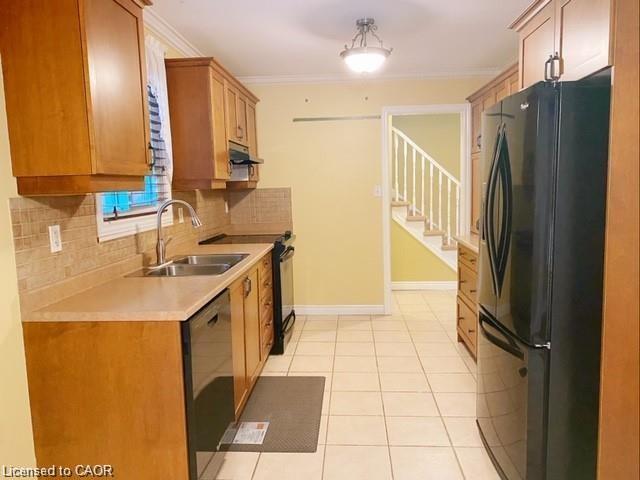 3 Lanza Court, Hamilton, ON