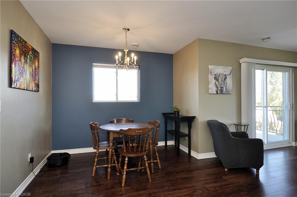 302-345 Briarmeadow Drive, Kitchener, ON