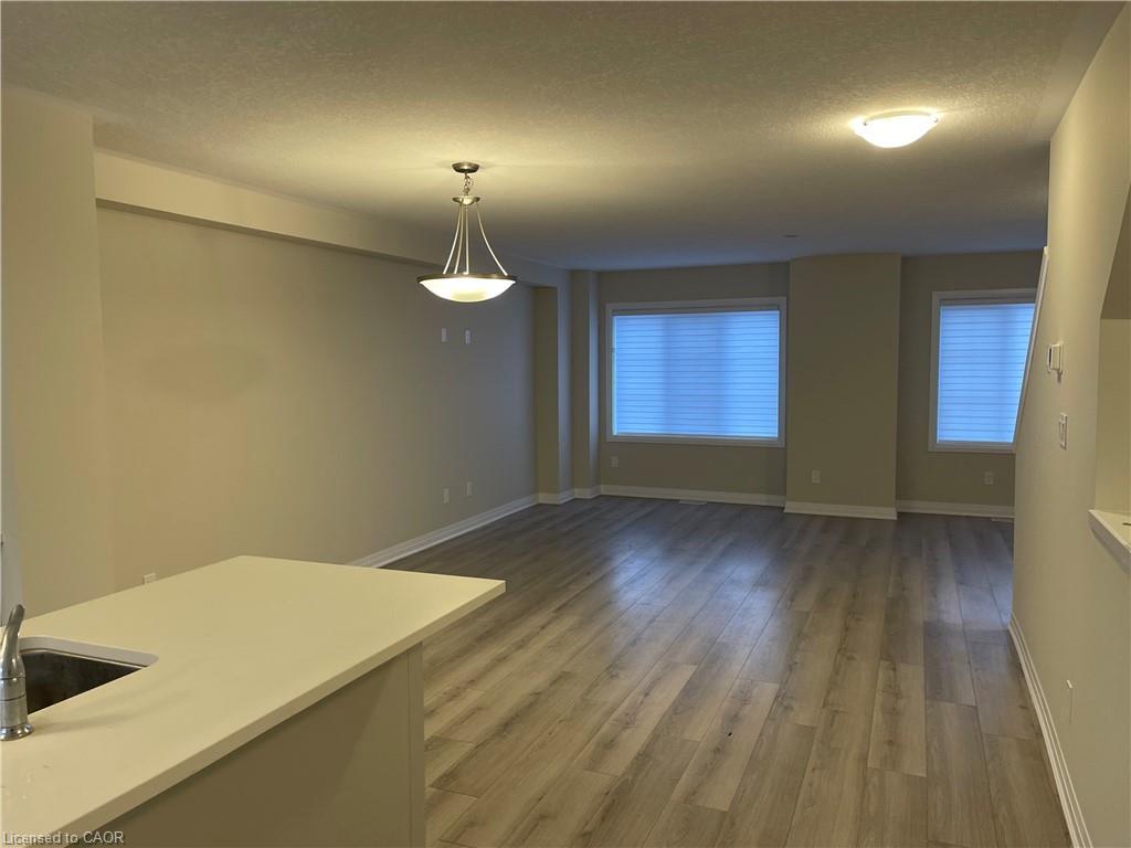 3-311 Woolwich Street, Waterloo, ON - Indoor Photo Showing Other Room