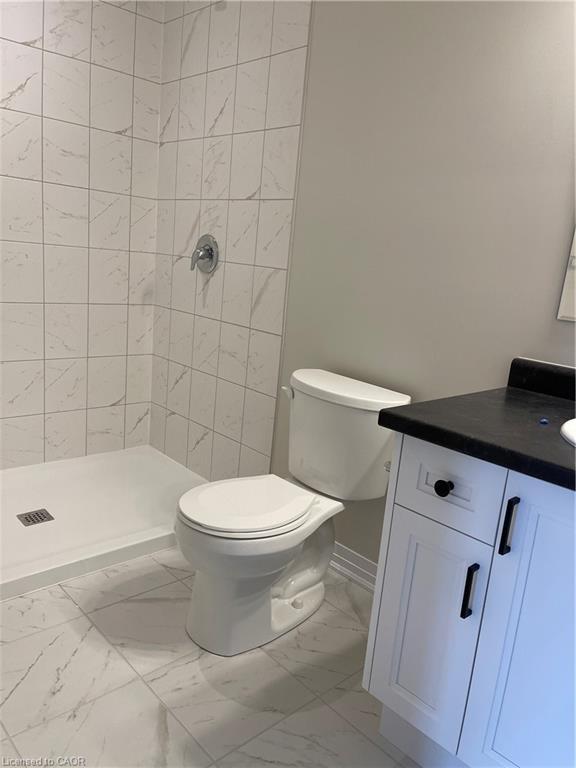 3-311 Woolwich Street, Waterloo, ON - Indoor Photo Showing Bathroom