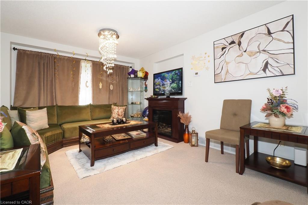 429 Exmoor Street, Waterloo, ON - Indoor