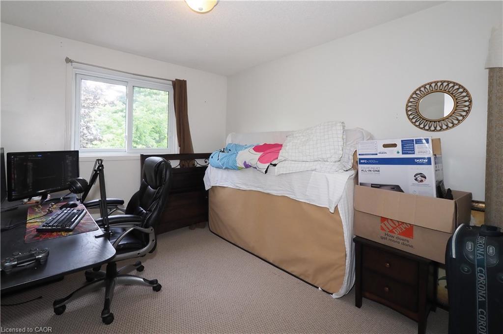 429 Exmoor Street, Waterloo, ON - Indoor