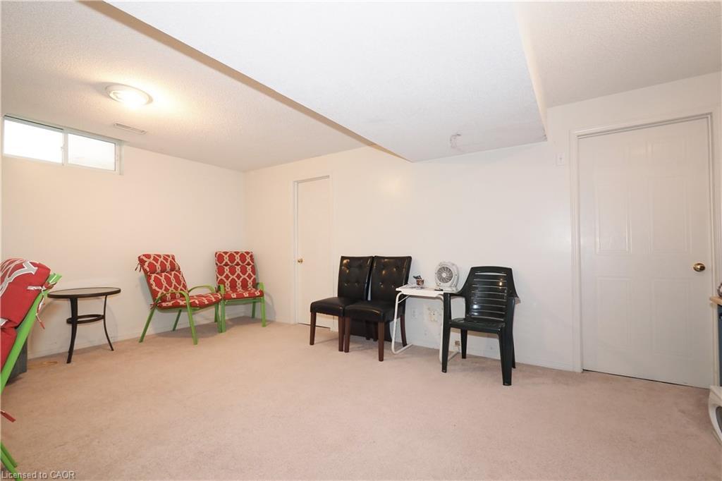 429 Exmoor Street, Waterloo, ON - Indoor