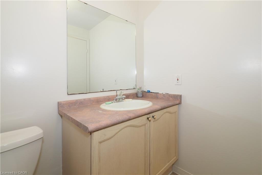 429 Exmoor Street, Waterloo, ON - Indoor Photo Showing Bathroom