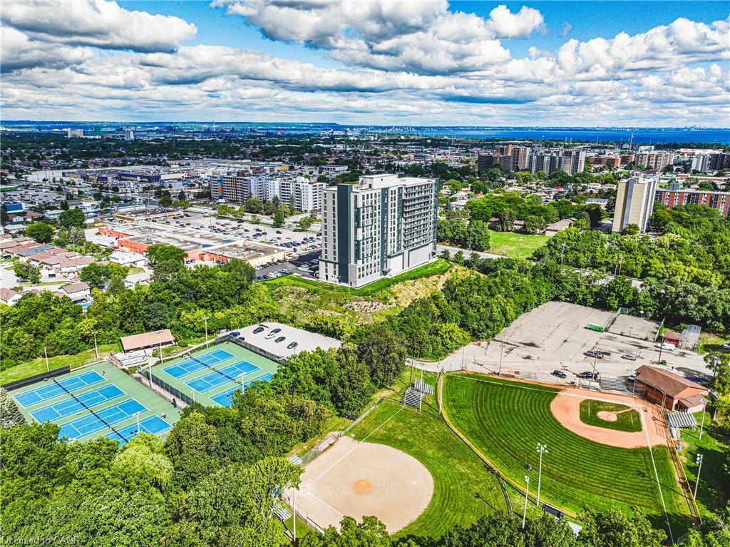 1106-870 Queenston Road, Stoney Creek, ON - Outdoor With View
