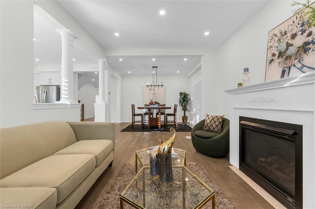 4838 Columbus Drive, Burlington, ON - Indoor Photo Showing Living Room With Fireplace