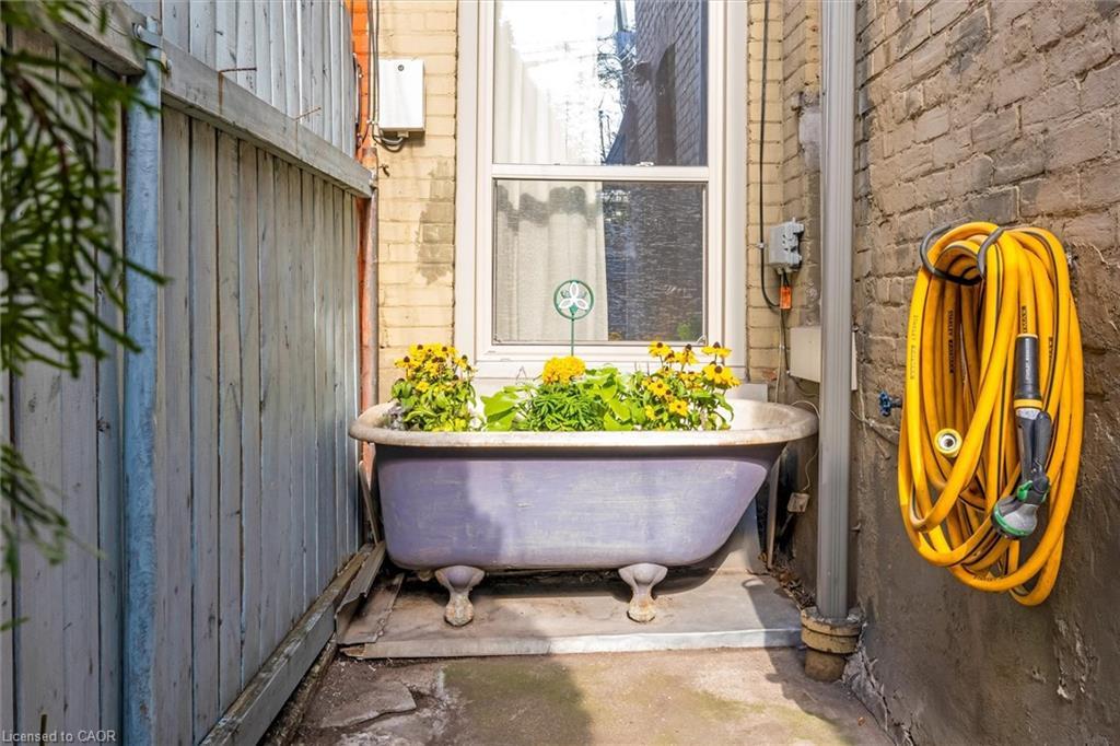 158 Wilson Street, Hamilton, ON