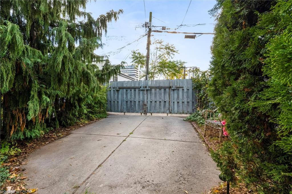 158 Wilson Street, Hamilton, ON