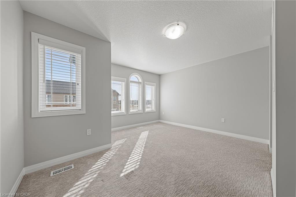 53 Aquarius Crescent, Hamilton, ON - Indoor Photo Showing Other Room