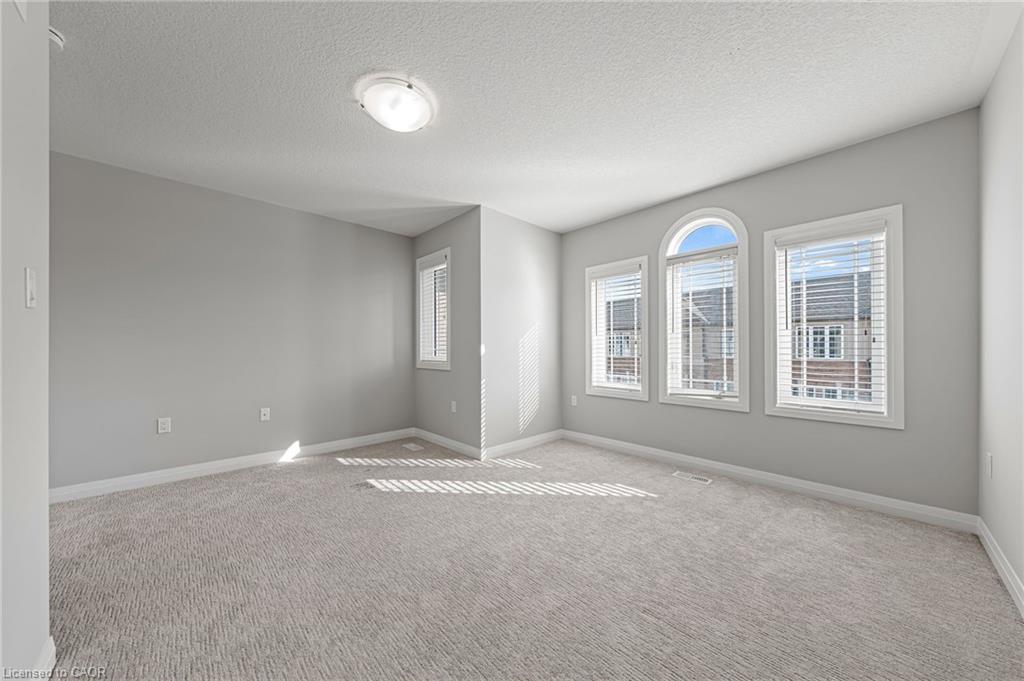 53 Aquarius Crescent, Hamilton, ON - Indoor Photo Showing Other Room