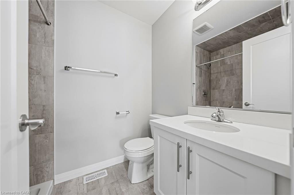 53 Aquarius Crescent, Hamilton, ON - Indoor Photo Showing Bathroom