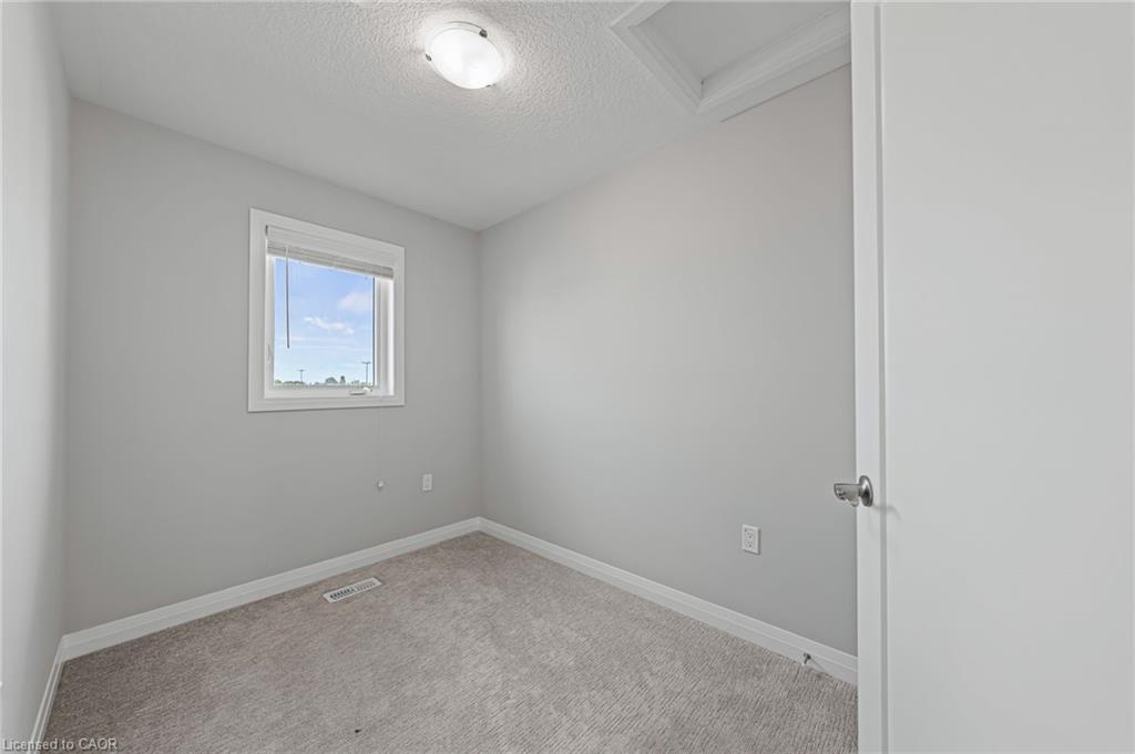 53 Aquarius Crescent, Hamilton, ON - Indoor Photo Showing Other Room