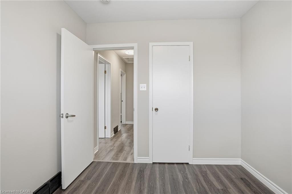 93 Wellington Street, Welland, ON - Indoor Photo Showing Other Room