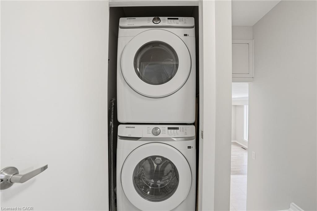 93 Wellington Street, Welland, ON - Indoor Photo Showing Laundry Room