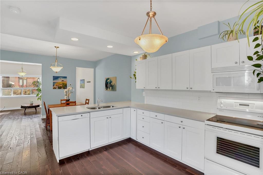 22 Liberty Street, Hamilton, ON - Indoor Photo Showing Kitchen