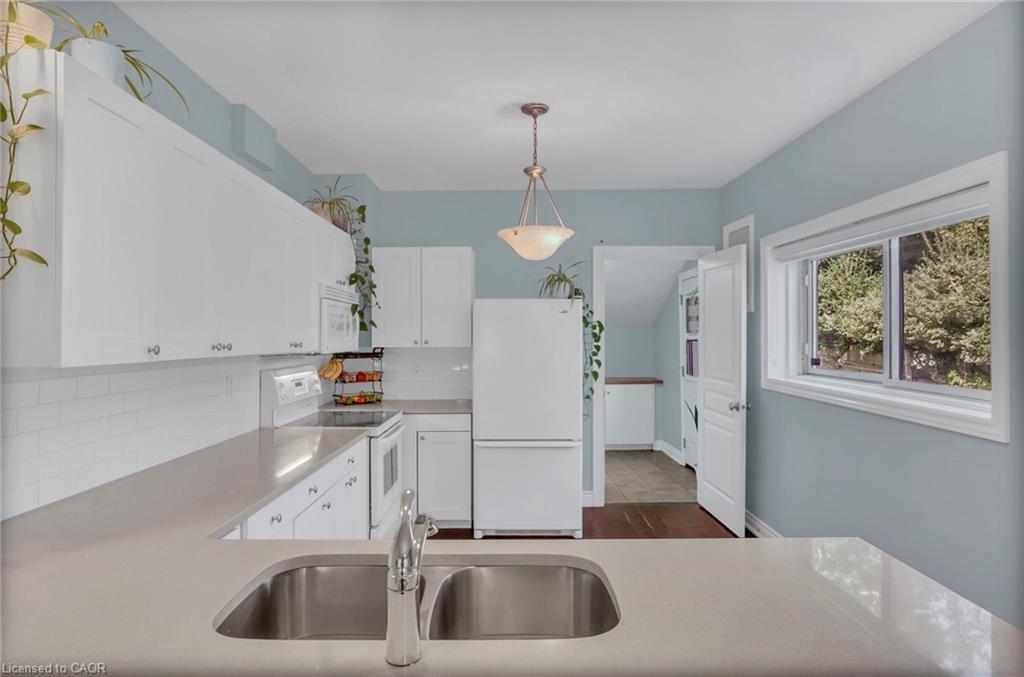 22 Liberty Street, Hamilton, ON - Indoor Photo Showing Kitchen With Double Sink