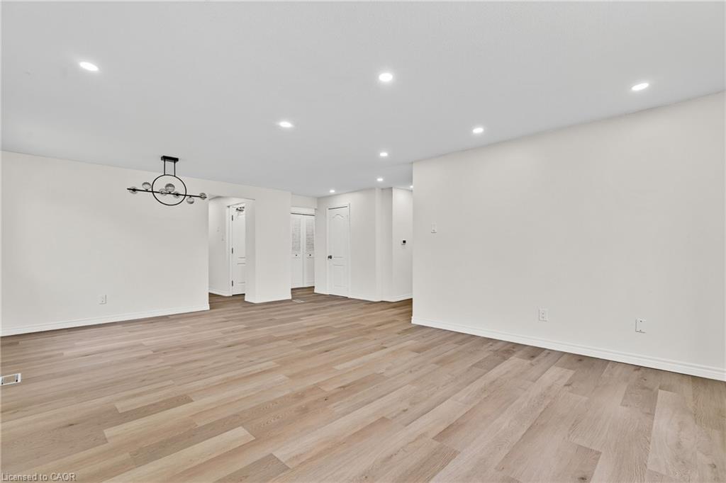 120 Westheights Drive, Kitchener, ON - Indoor Photo Showing Other Room