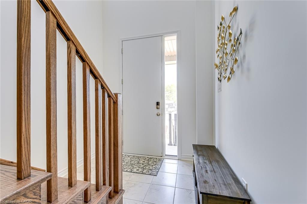 5188 Viola Desmond Drive, Mississauga, ON - Indoor Photo Showing Other Room