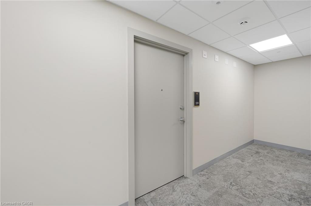 519-1100 Lackner Place, Kitchener, ON - Indoor