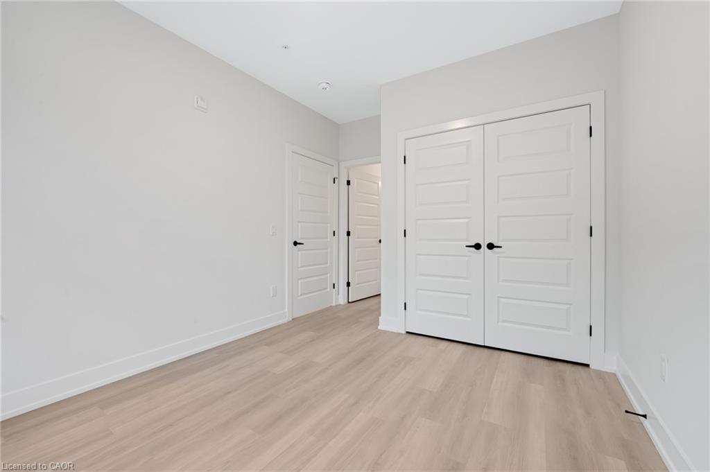 519-1100 Lackner Place, Kitchener, ON - Indoor