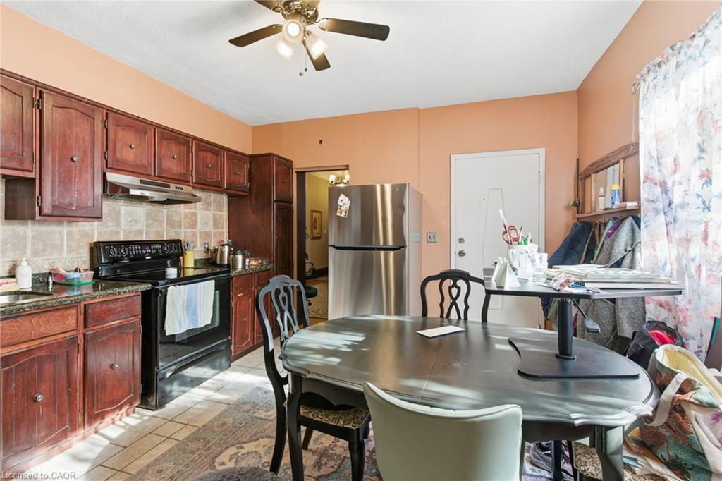 30 Ontario Avenue, Hamilton, ON - Indoor