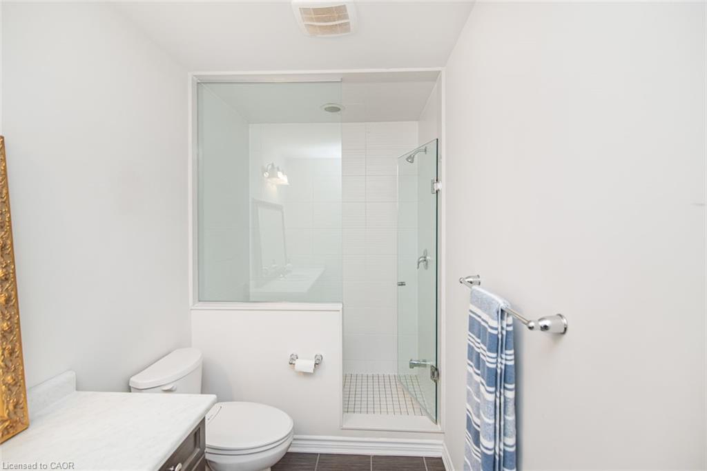 529 Bartleman Terrace, Milton, ON - Indoor Photo Showing Bathroom