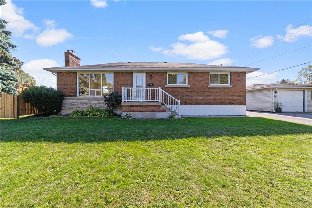 131 Sanatorium Road, Hamilton, ON - Outdoor With Deck Patio Veranda