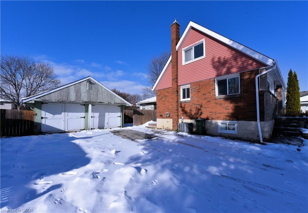 1448 Upper Ottawa Street, Hamilton, ON - Outdoor
