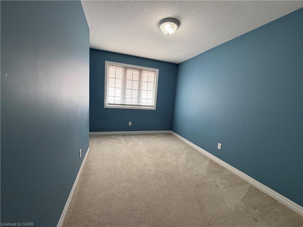 55-105 Pinnacle Drive, Kitchener, ON - Indoor Photo Showing Other Room