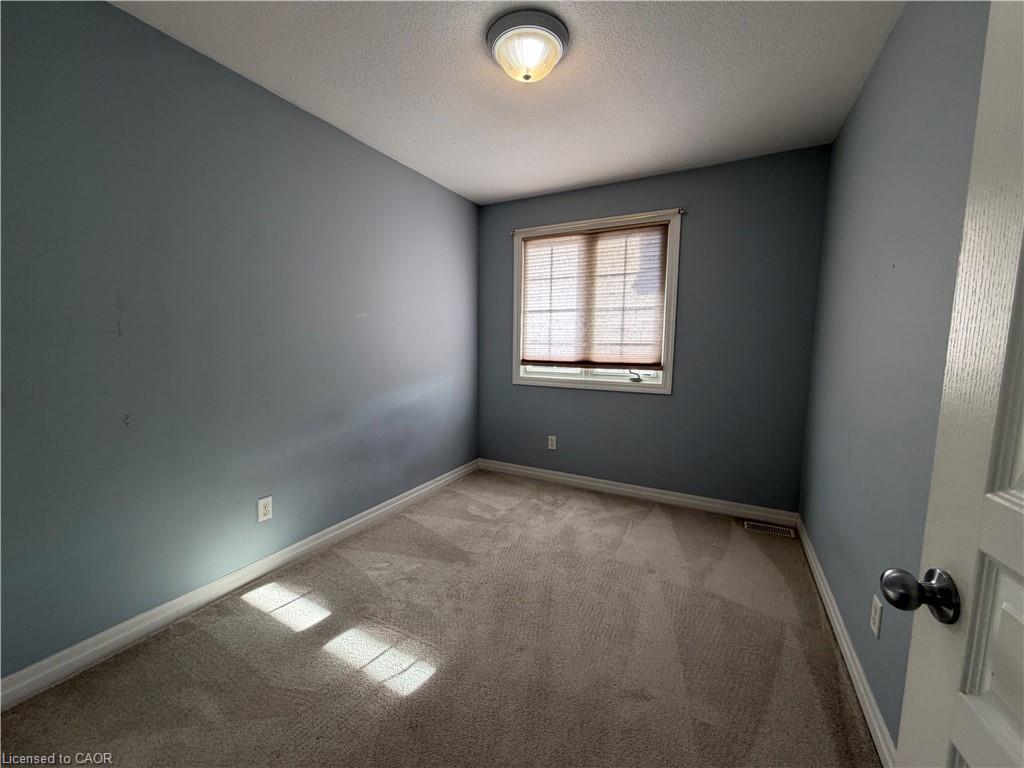 55-105 Pinnacle Drive, Kitchener, ON - Indoor Photo Showing Other Room