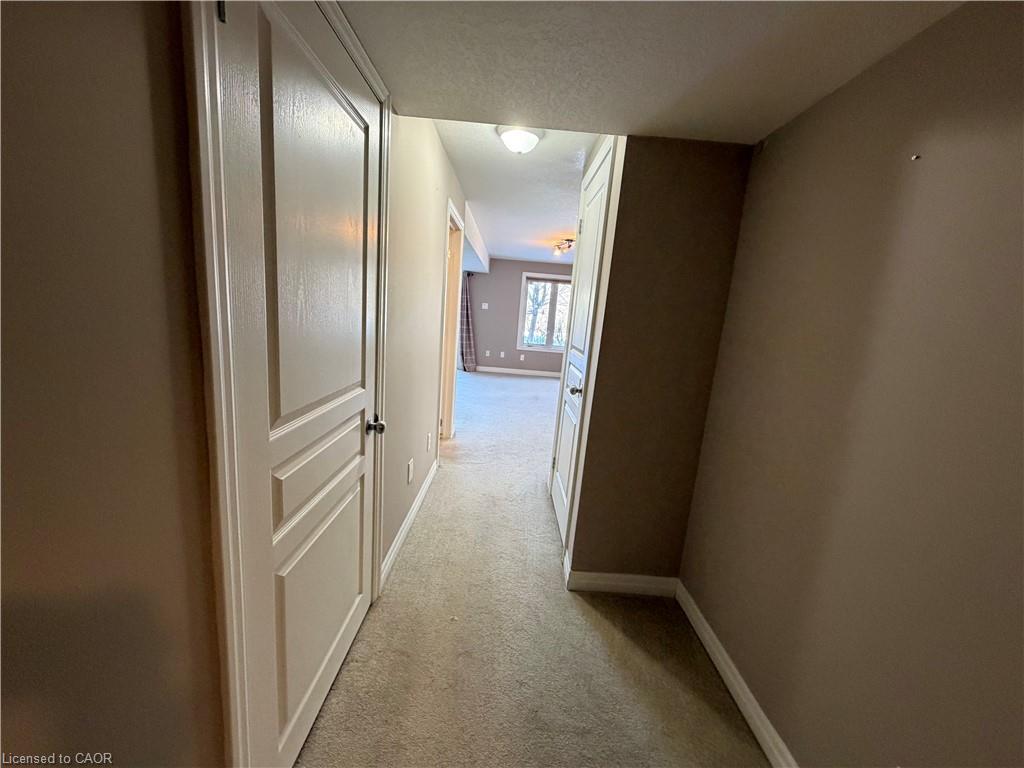 55-105 Pinnacle Drive, Kitchener, ON - Indoor Photo Showing Other Room