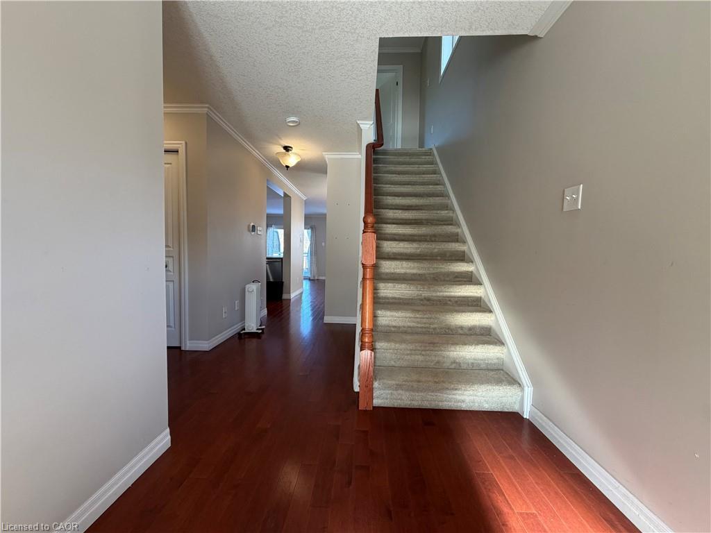 55-105 Pinnacle Drive, Kitchener, ON - Indoor Photo Showing Other Room