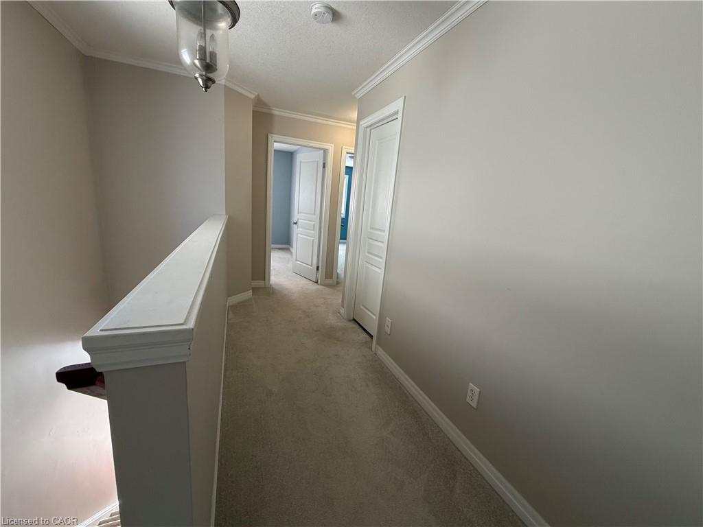 55-105 Pinnacle Drive, Kitchener, ON - Indoor Photo Showing Other Room